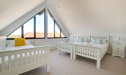 5 Bed in Southwold 8
