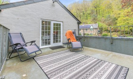 4 Bed in Looe 9