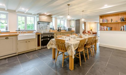 4 Bed in Looe 2