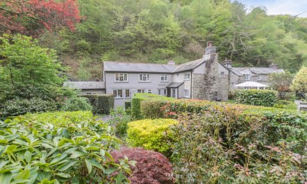 4 Bed in Looe