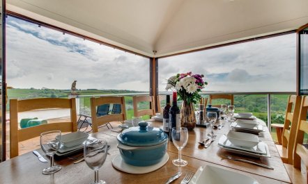 6 Bed in Ilfracombe 1