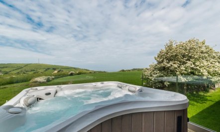 6 Bed in Ilfracombe 2