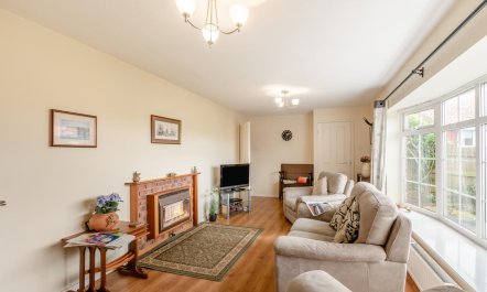 2 Bed in Whitby