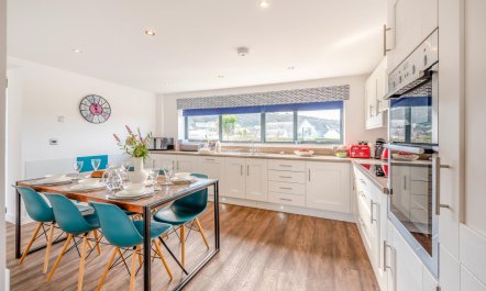 3 Bed in Westward Ho 3