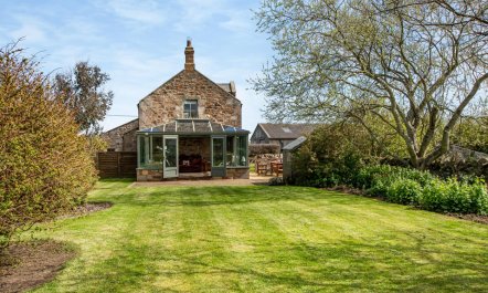 3 Bed in Holy Island 4