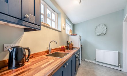 2 Bed in Appledore 4