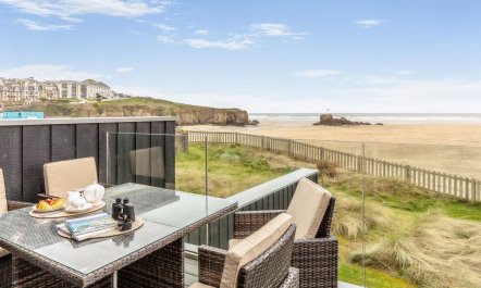 3 Bed in Perranporth 1