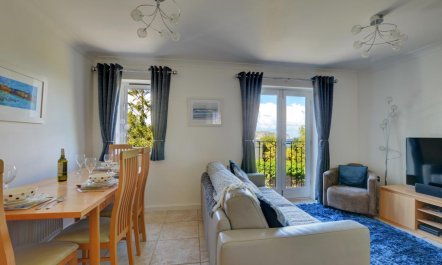2 Bed in Swanage 2