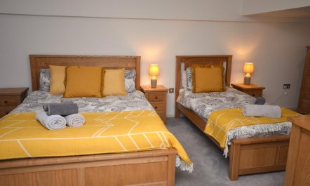 2 Bed in Dartmouth 8