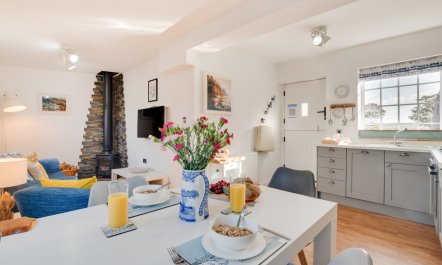 1 Bed in Hinderwell 1