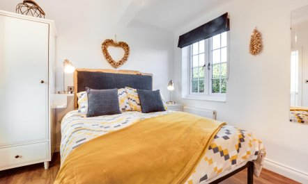 1 Bed in Hinderwell 5