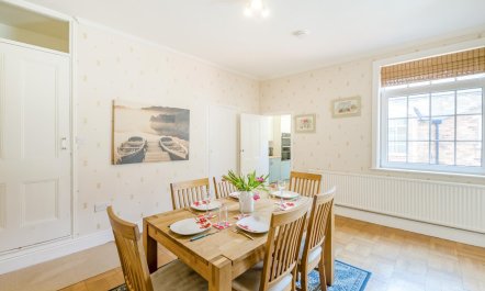 3 Bed in Scarborough 5