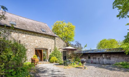 2 Bed in Crugybar 9