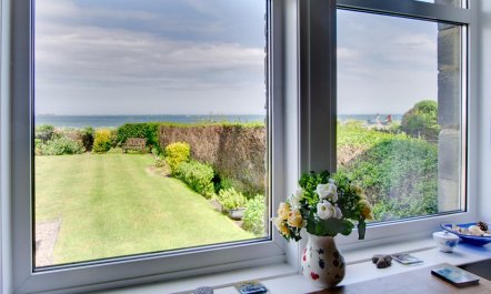 4 Bed in Seahouses 8