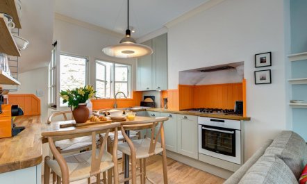 2 Bed in Dartmouth 2