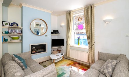 2 Bed in Dartmouth 2