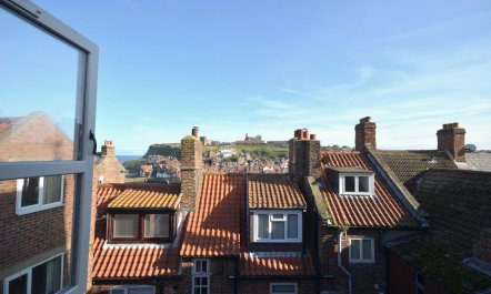 3 Bed in Whitby 9