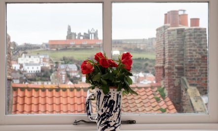 3 Bed in Whitby 1