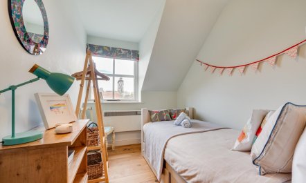 3 Bed in Whitby 6