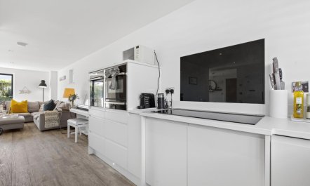 3 Bed in Westward Ho! 8