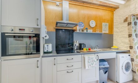 1 Bed in Llanwrtyd Wells 2