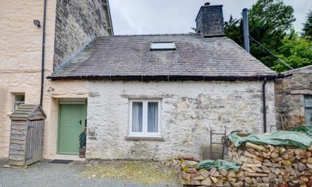 1 Bed in Llanwrtyd Wells 5