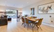 2 Bed in Windermere 0