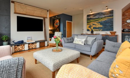 3 Bed in Llanbedrog 8