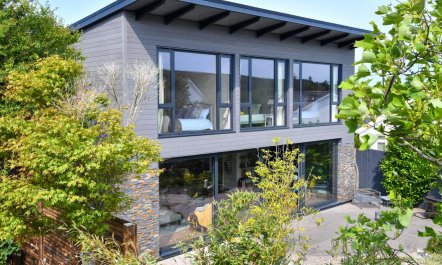 3 Bed in Llanbedrog 1