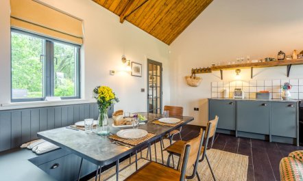 1 Bed in Wickhambrook 6