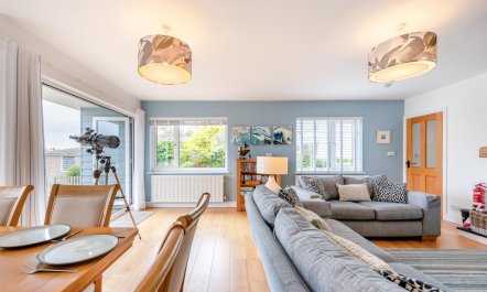 4 Bed in Frogmore 4