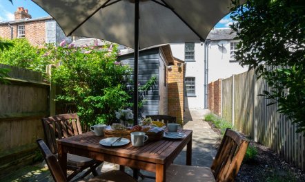 2 Bed in Canterbury 9