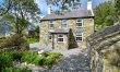 4 Bed in Llanaelhaearn 0
