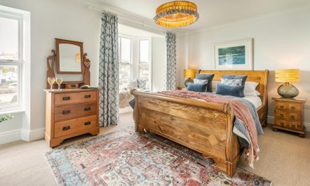 3 Bed in Porthleven 5
