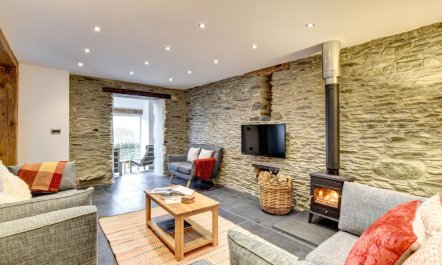 5 Bed in Machynlleth 5