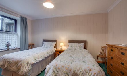 2 Bed in Hawes 4