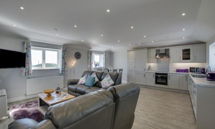 2 Bed in Aberdaron 2