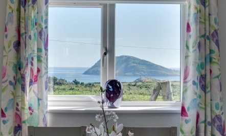 2 Bed in Aberdaron 3