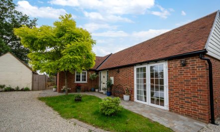 2 Bed in Woodchurch 7