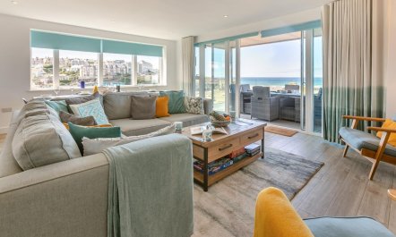 3 Bed in Perranporth 2