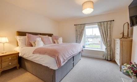 1 Bed in Crakehall 4