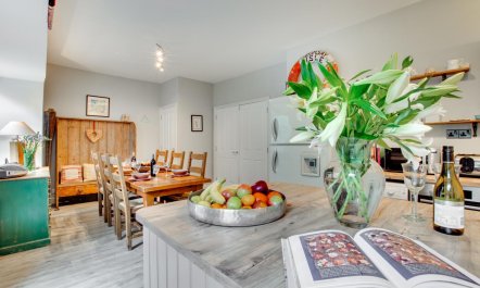 3 Bed in St. Levan 2