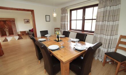 4 Bed in Gower 5