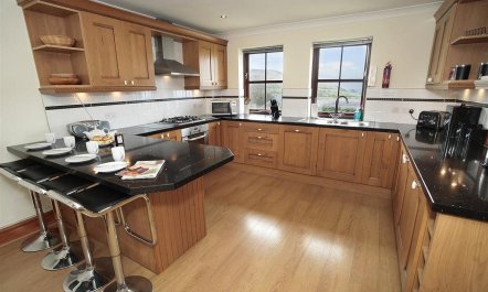 4 Bed in Gower 6