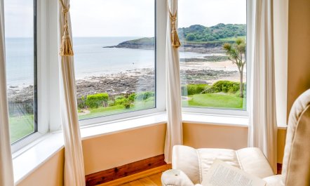 2 Bed in Mumbles 7