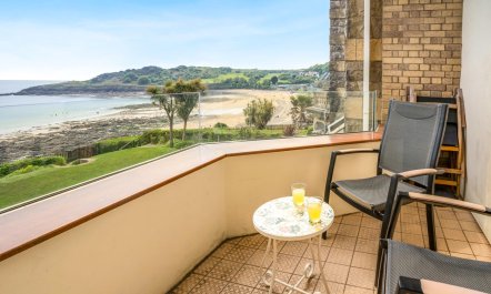 2 Bed in Mumbles 1