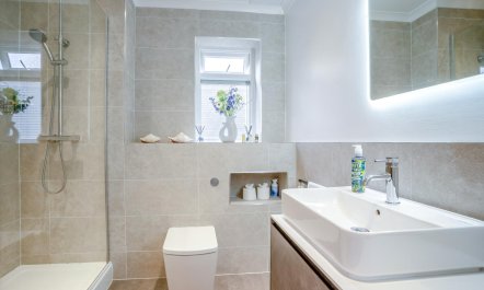 2 Bed in Mumbles 6