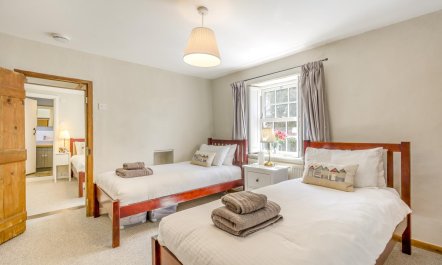 2 Bed in Blakeney 7