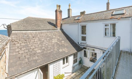 5 Bed in Mousehole 6