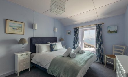 5 Bed in Mousehole 7